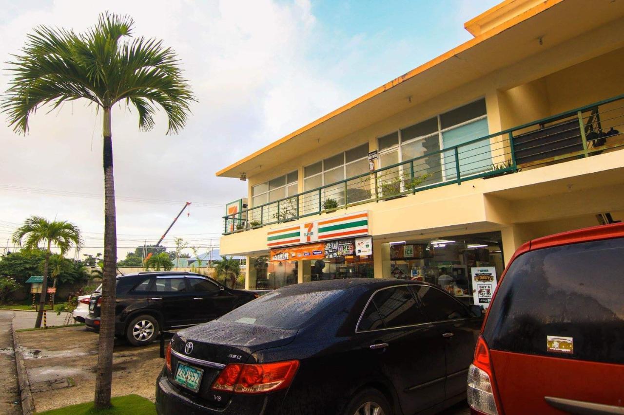 Mak'Z Condo Place Lapu-Lapu City Kültér fotó