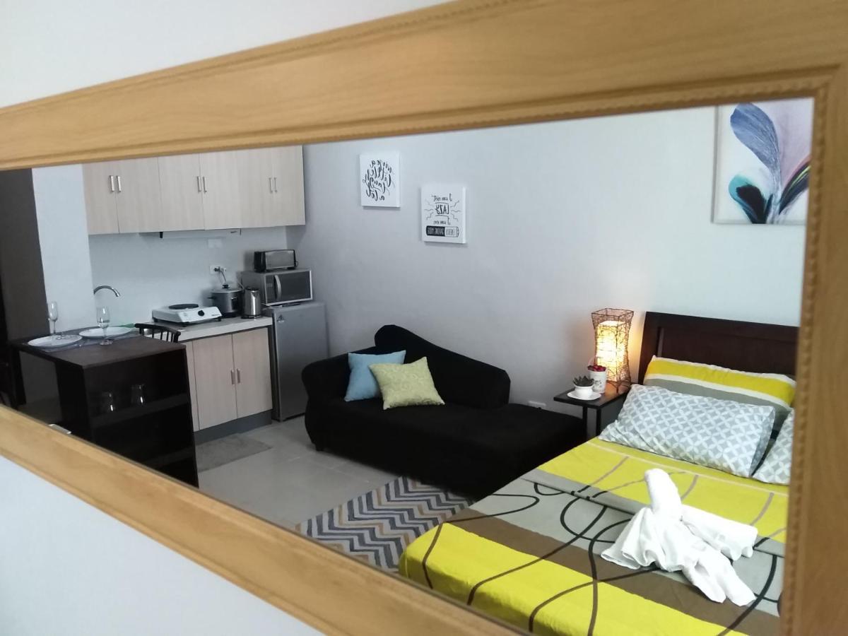 Mak'Z Condo Place Lapu-Lapu City Kültér fotó