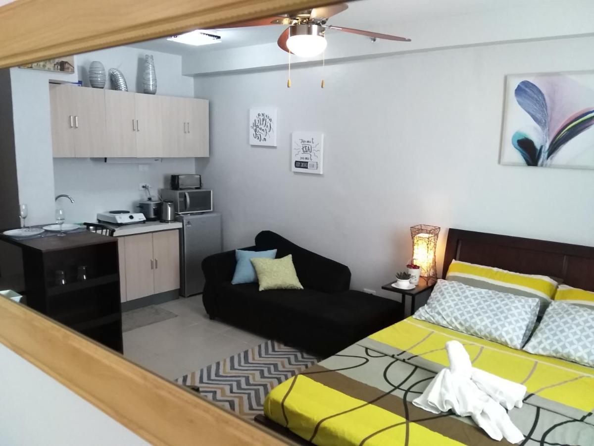 Mak'Z Condo Place Lapu-Lapu City Kültér fotó